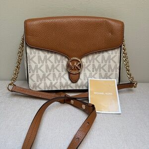 Michael Kors Vanna Crossbody Bag Purse Ivory Acorn